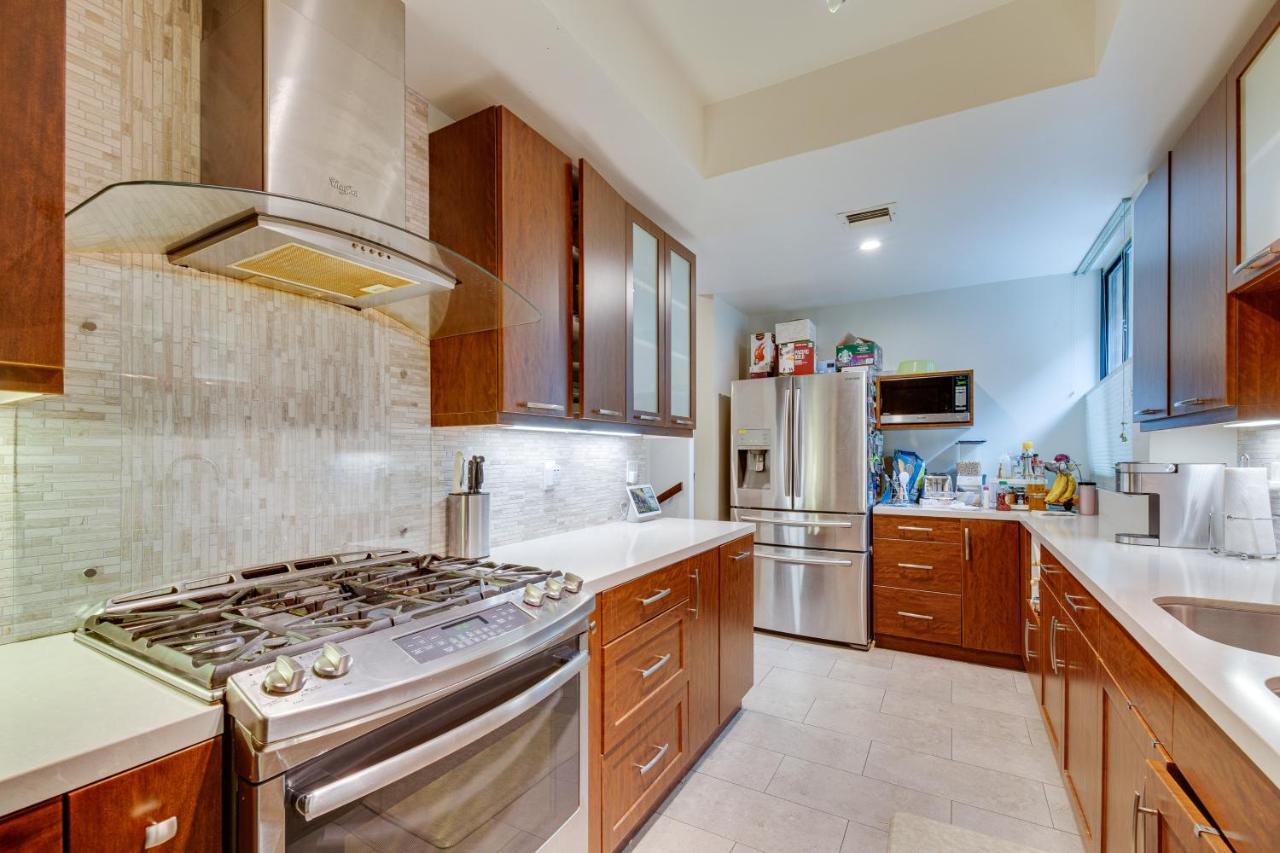 Modern Beverly Hills Townhome 5 Mi To Hollywood! Hébergement de vacances Los Angeles