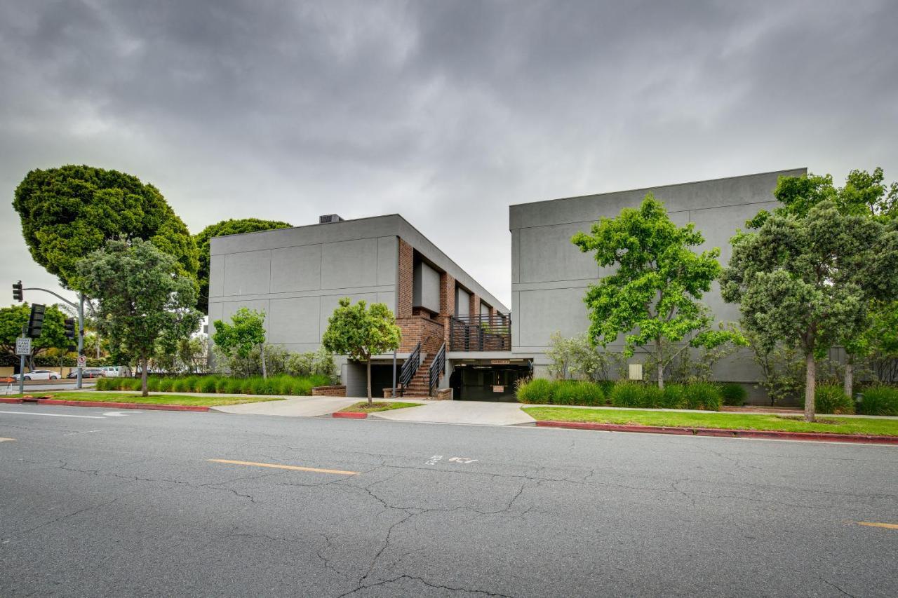 Modern Beverly Hills Townhome 5 Mi To Hollywood! Hébergement de vacances
